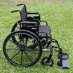 Drive Medical Cruiser III Light Weight 20 Inch Seat Wheelchair With Footrests