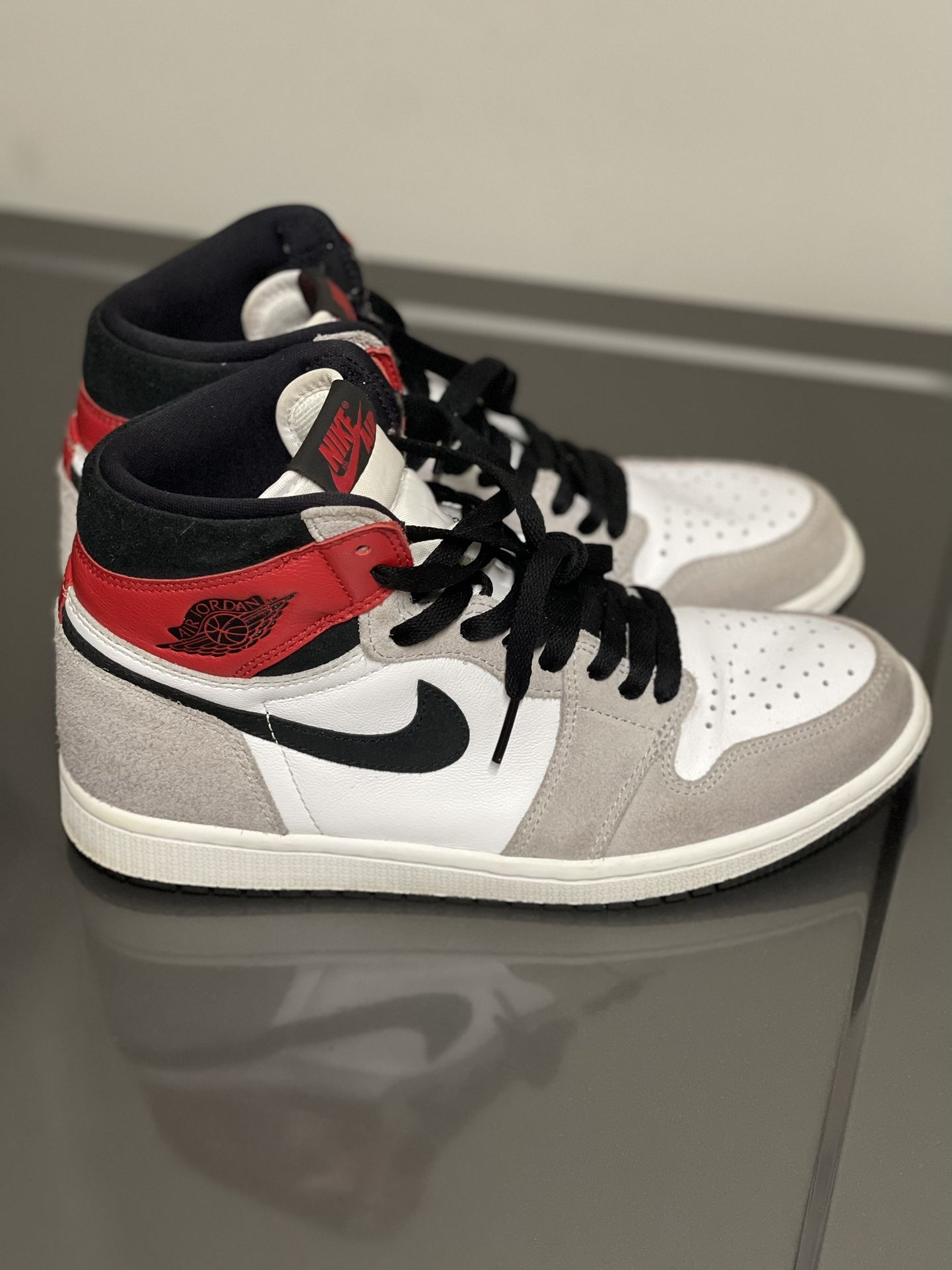 Jordan 1 Smoke Grey Size 8 Mens