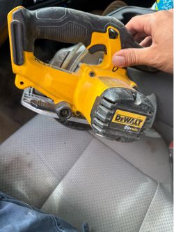Used dewalt skil saw 20v