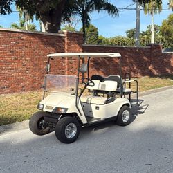 NEW BATTERIES-2007 Ezgo 4 Seater