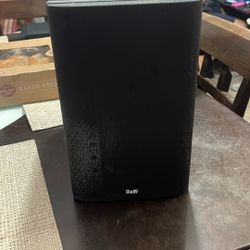 B W 686 Single Speaker 