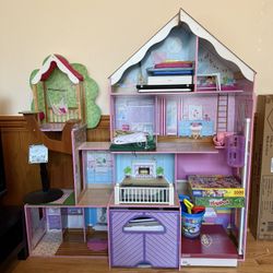 Doll house 