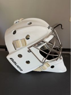 Bauer 960 goalie mask