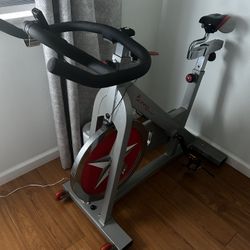 Indoor bicycle 