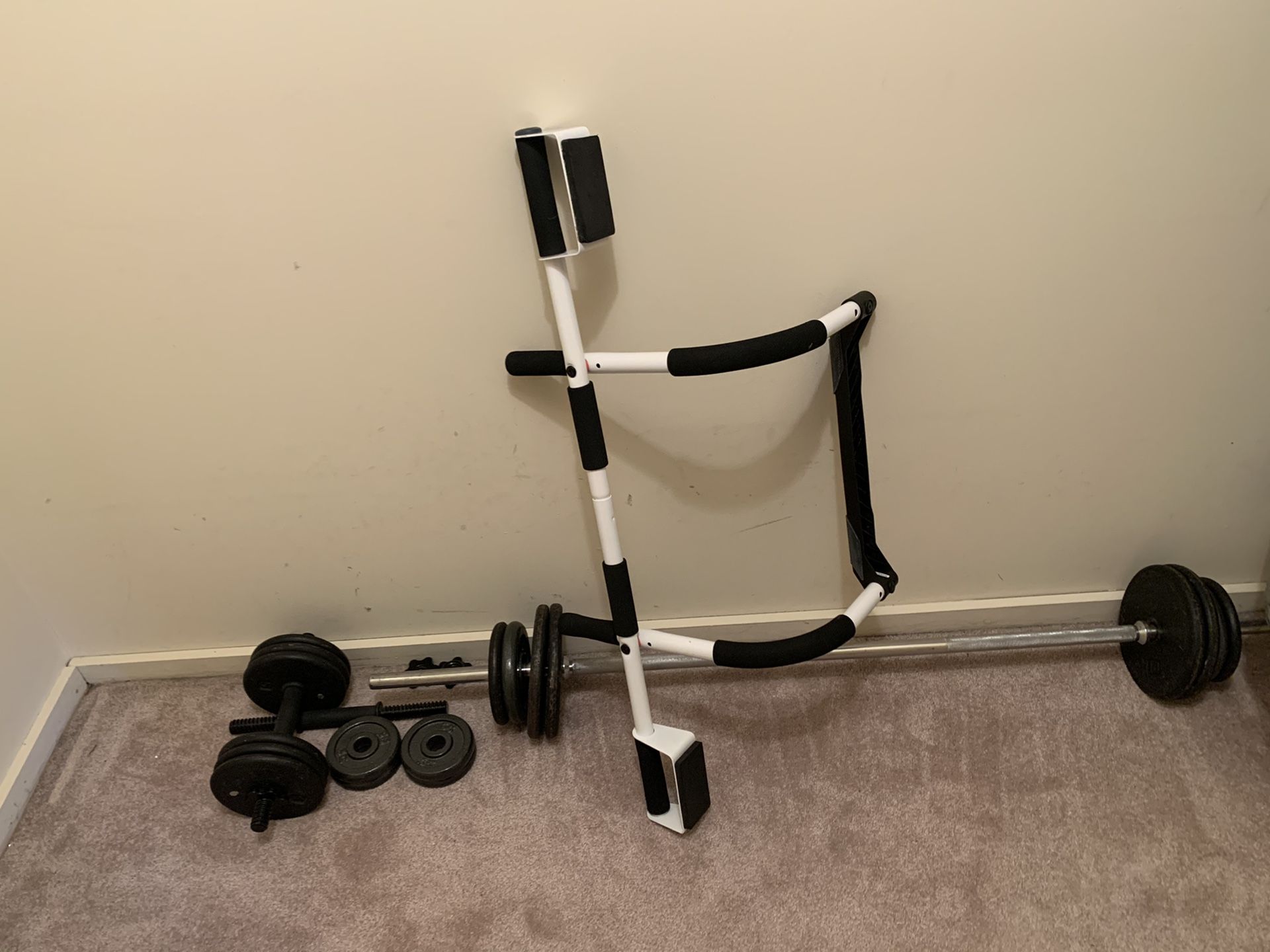 Fitness gear pro 0B600 bench and weights! for Sale in Bristol, CT