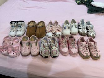 Gently used toddler girl shoes