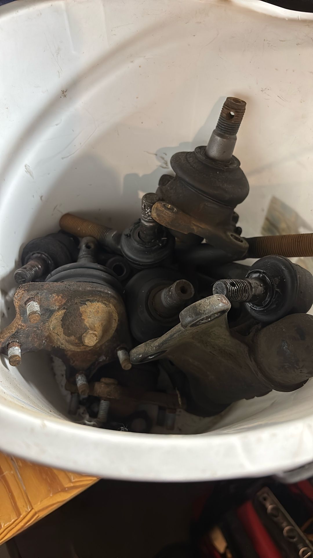 FREE Oem 1992 Toyota Pickup 4wd Front Chassis Components
