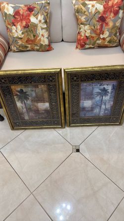 Set of 2 Framed Wall Art – Excellent Condition ✅