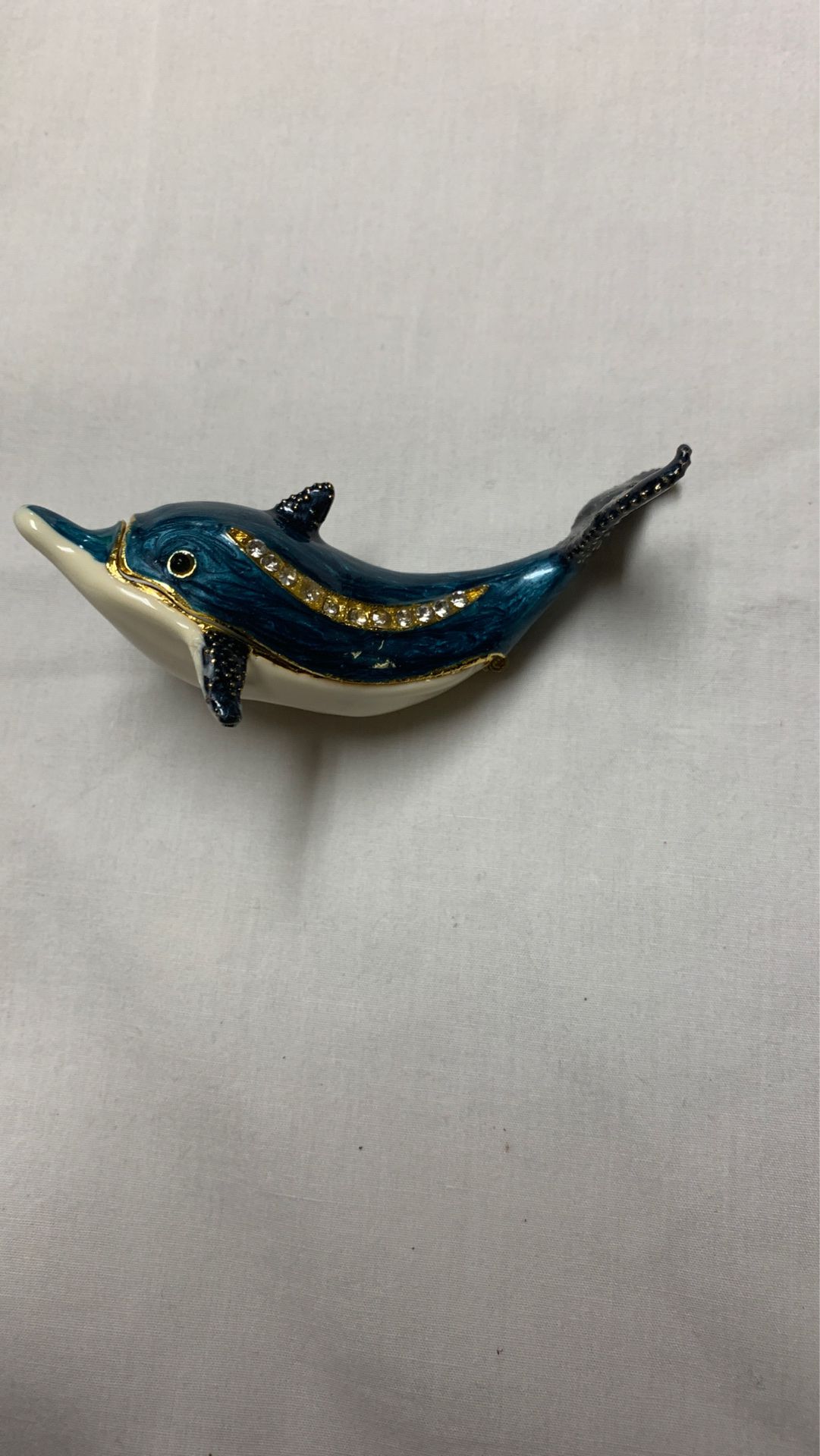 Brand new hinged collection box whale paid 25 bought from crackle barrel