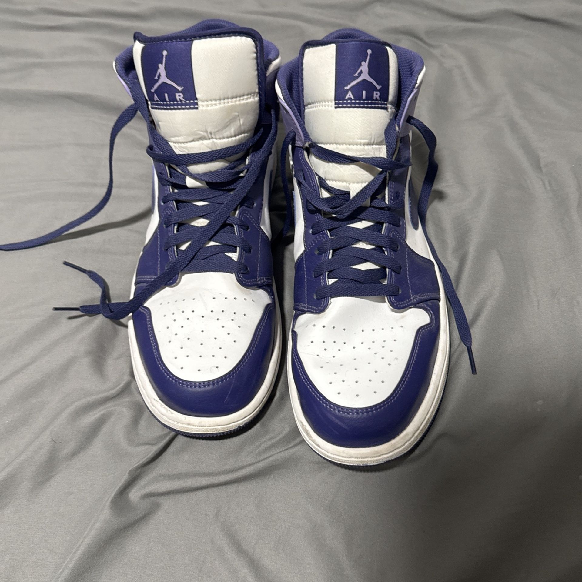 Jordan 1 Size 13 (NO BOX)