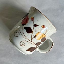 Vintage 10-oz Speckled Stoneware Floral Motif Mug 
