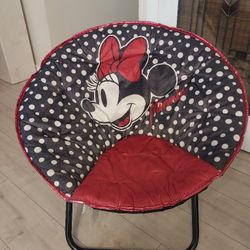 Minnie Mouse Oversized SAUCER Chair