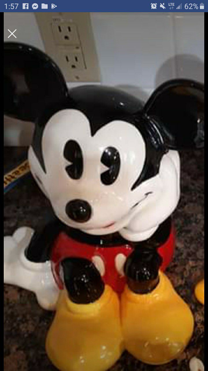 Mickey mouse cookie jar