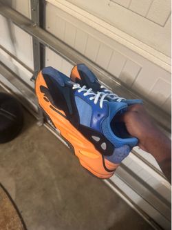 Yezzy 700 size 9