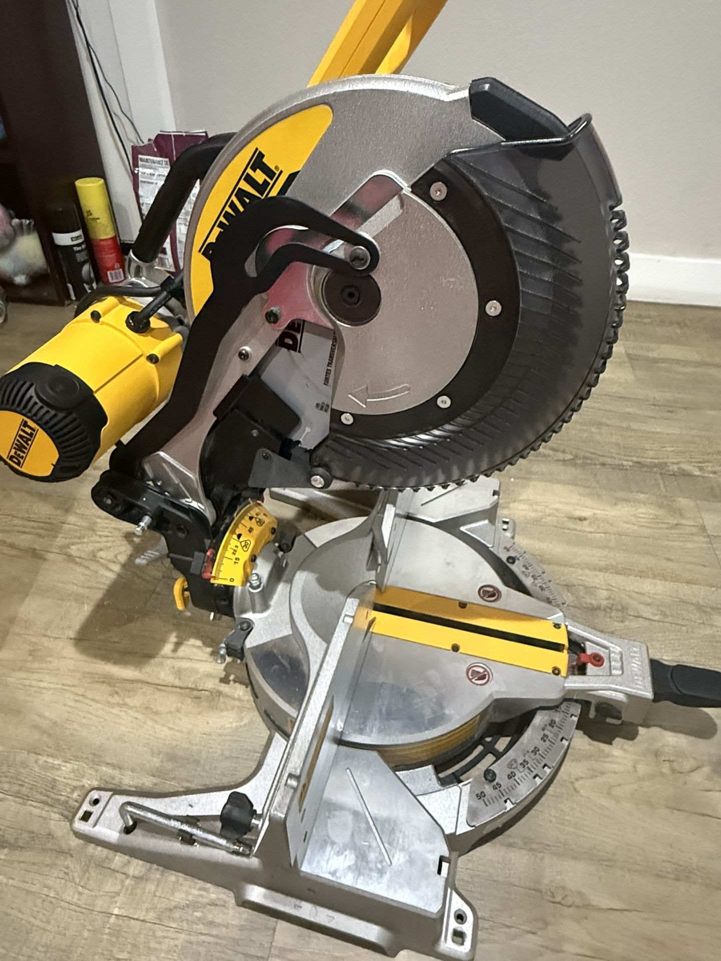 Máquina Dewalt Está Nueva