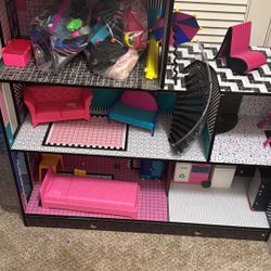 LOL dollhouse with Furniture 