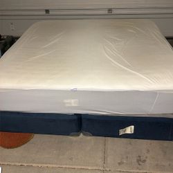Free King Size Mattress And Box Springs 