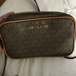 Michael Kors Crossbody Bag 