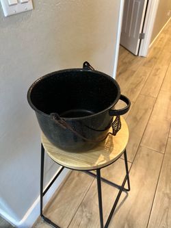 Vintage Black Speckled Enamelware Campfire Pot with Wire Bail Handle