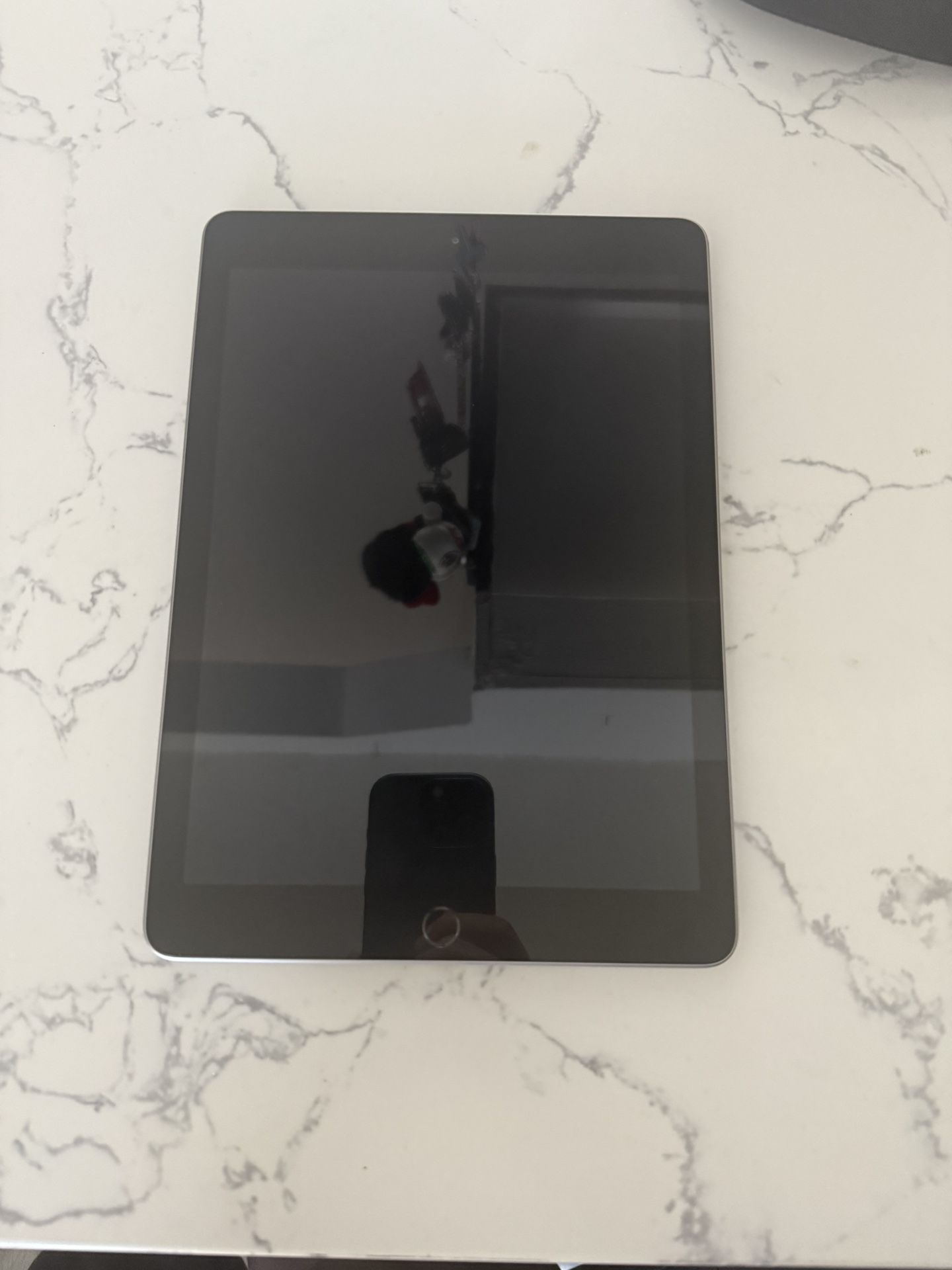 iPad 6th Generation
