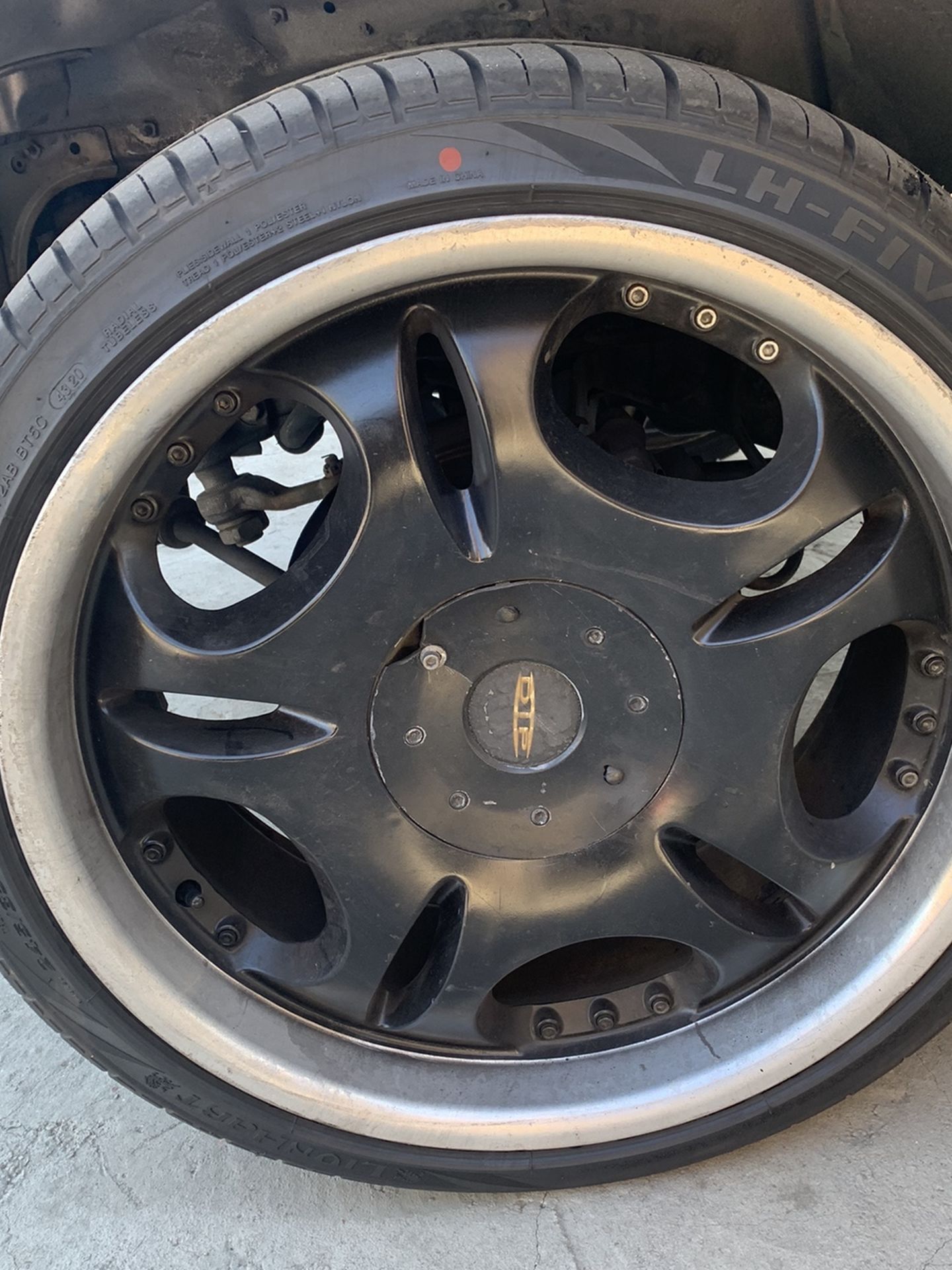 20” Rims Con Llantas