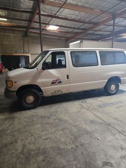 Ford econoline 150 cargo van