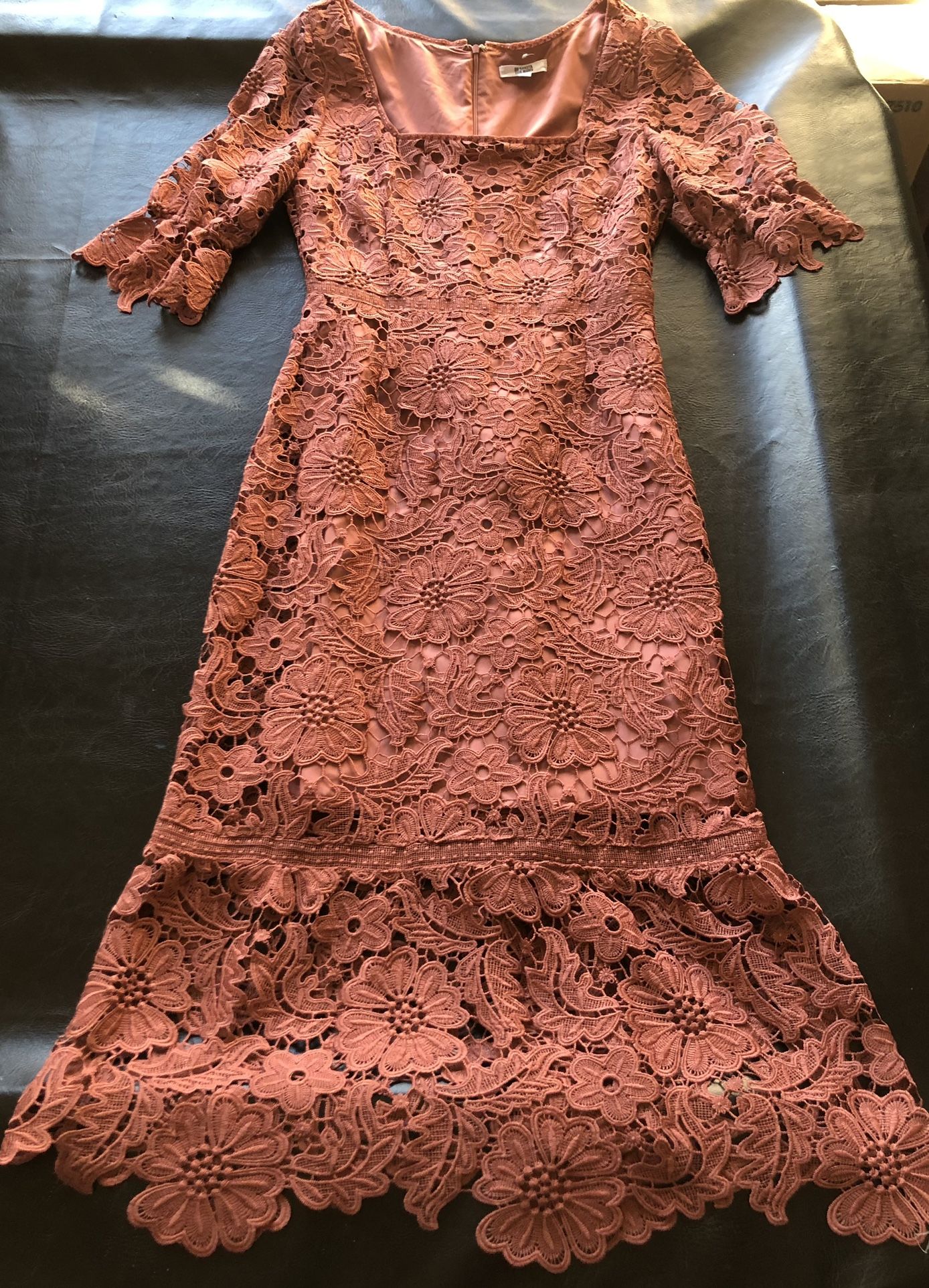 Women’s Dress Size 8 (NEW)