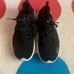 Nike flex RN 2020 black gray white mesh lace up running shoes