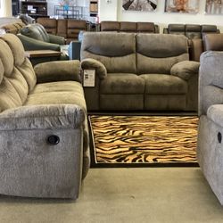 2pc Reclining Sofa And Loveseat For $1100 