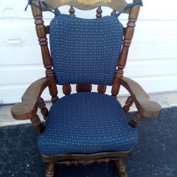 Nice Thick Heavy Duty Boston Rocker Solid Maple 