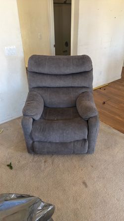 Power recliner chair
