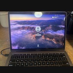 2017 MacBook Air (please read Description) 