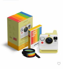 Polaroid Now Instant Camera Bundle