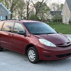 2008 Toyota Sienna