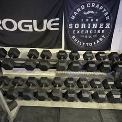 Hampton Urethanes Dura bells 5lbs To 100lbs Sets With 2 Nautilus Racks