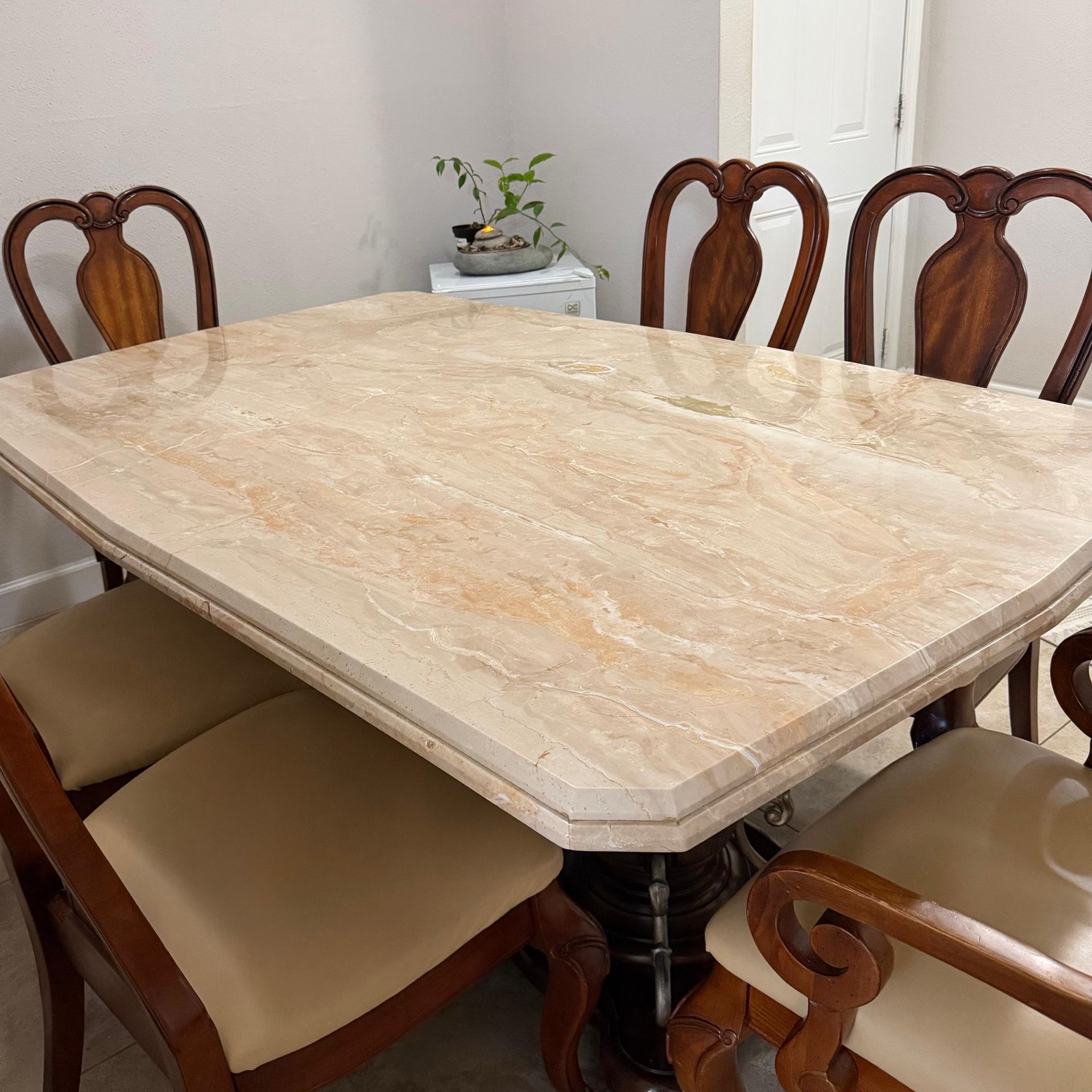 DINING TABLE WITH CHAIRS / STONE TOP/ HEAVY/ WOOD LEGS/ DELIVERY NEGOTIABLE