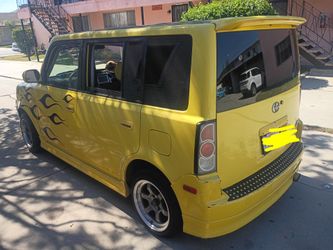2005 Scion xB