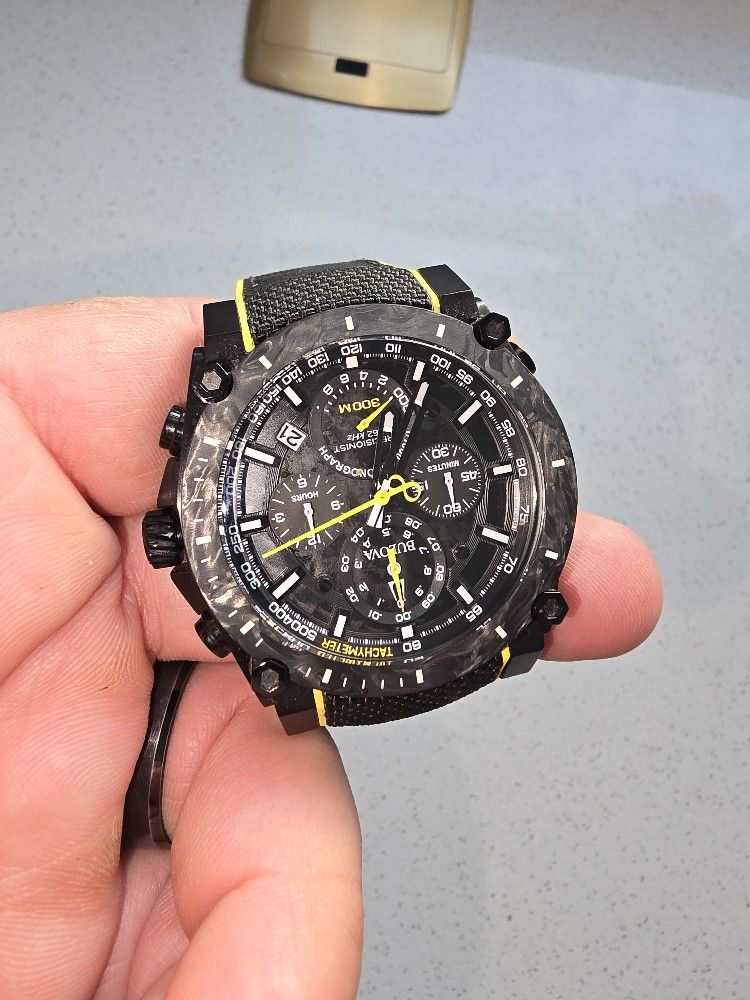 Bulova Precisionist Chronograph Man Watch