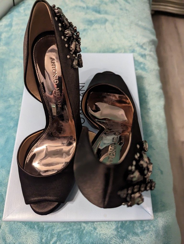 Black Antonio Melani Heels