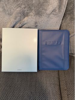 Leeman 13 inch large portfolio Zip up - new in box