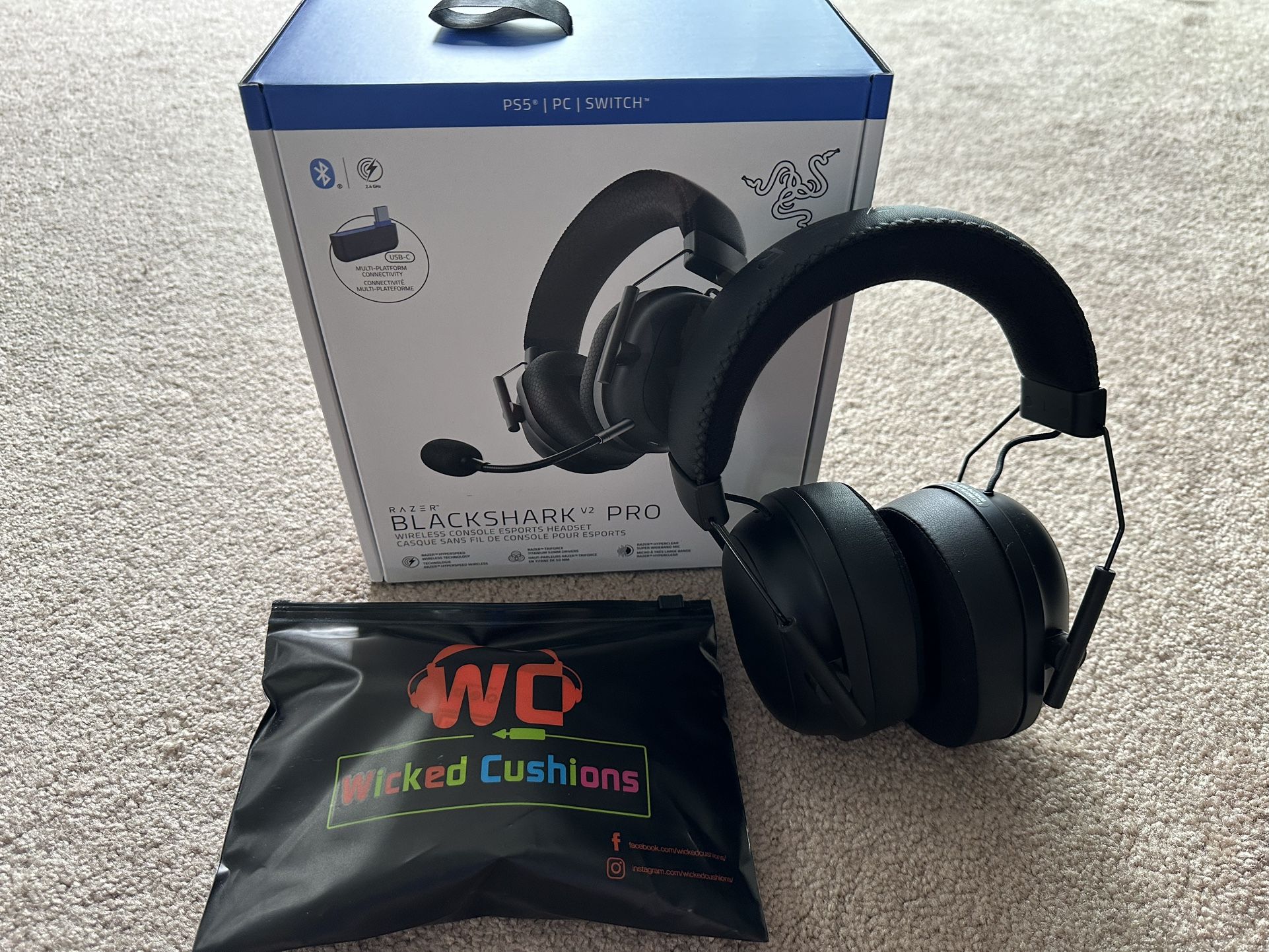 Razer Black Shark V2 Pro Wireless Headset 
