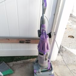 Like new Dyson DC07 WITH ALL ATTACHMENTS