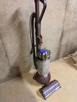 Dyson Ball Animal 3 Vacuum – Only 1 Year Old – Excellent Working Condition