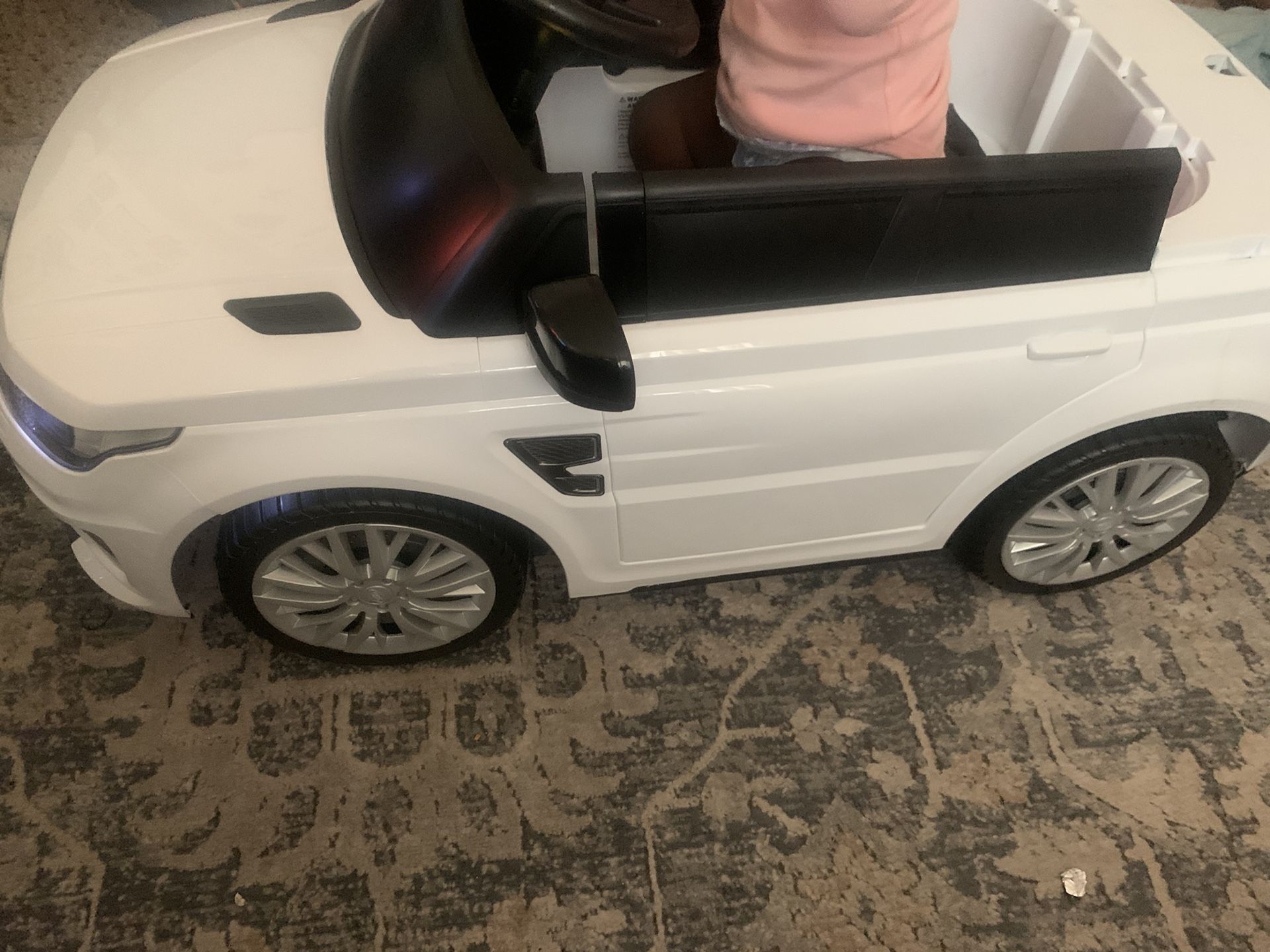 Brand New Land Rover 12v Power Wheel