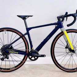 Small 52cm 2023 BMC URS Two Full Carbon Gravel Bike – SRAM Apex 1  Like New High-performance gravel, endurance