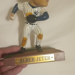 Yankees Derek Jeter Figure