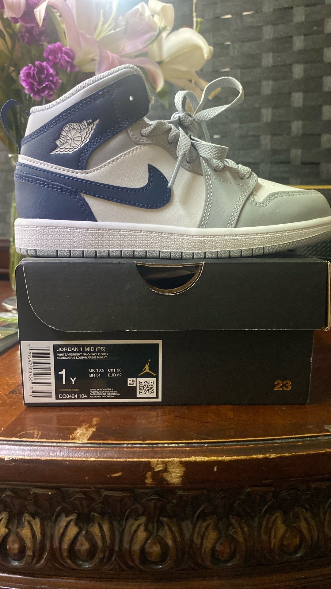 Jordan 1 Mid PS **Brand New**
