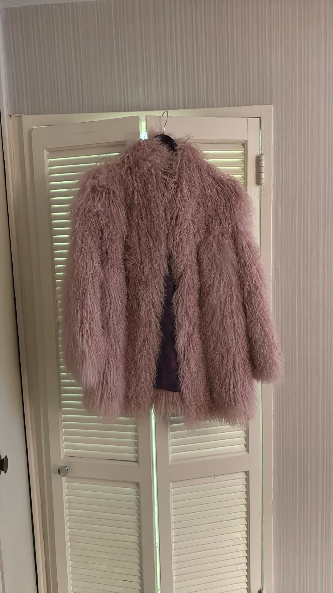 Jacket made of natural llama fur.,M-sexy