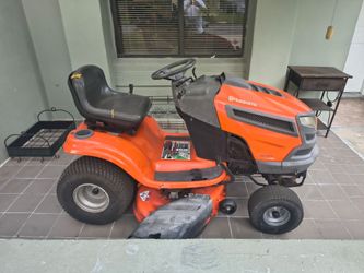 Riding mower for sale new battery 600 cash takes it