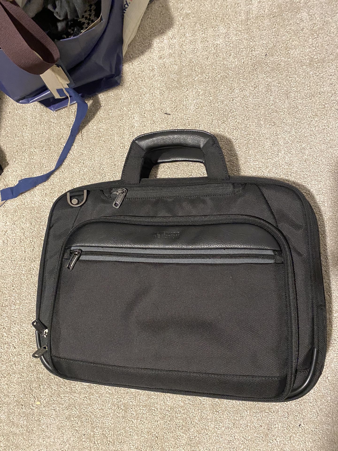 Kenneth Cole Men’s Briefcase Bag